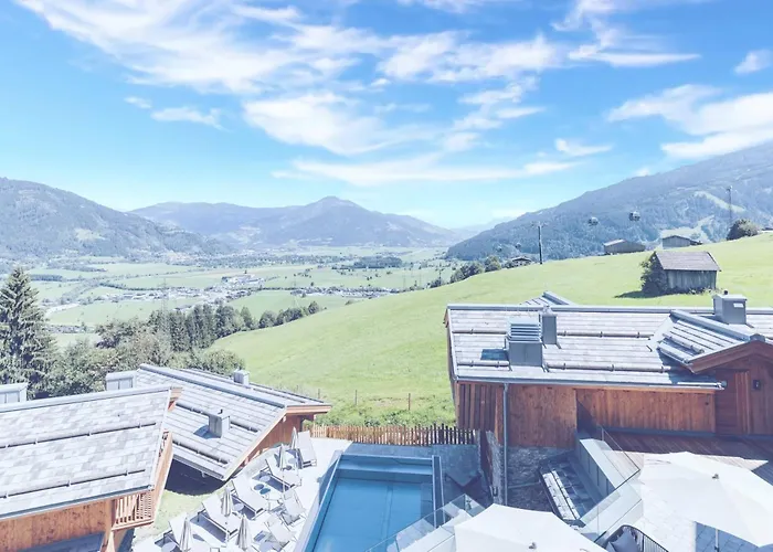 Bergdorf Hotel Zaglgut - Ski In&Ski Out